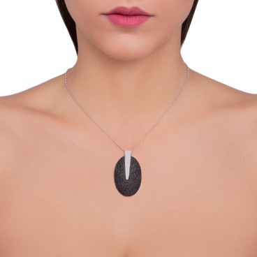Pendente in pietra lavica e argento 925 - LCN16